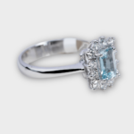 Anello acquamarina e brillanti Thumbnail 0